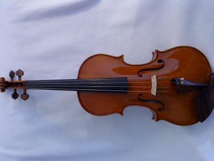 Moderne Viola zu verkaufen