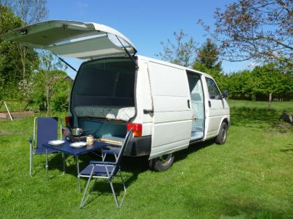 VW T4 Bauj. 1995 2 4D 57kw 2610000 km