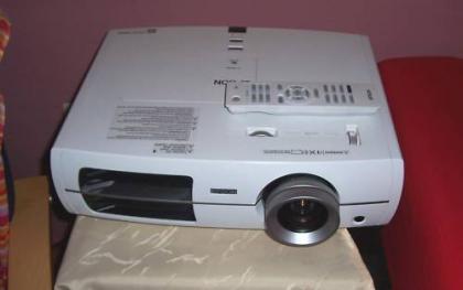 Epson EMP-TW 3000 - LCD Full HD Beamer - 2x HDMI