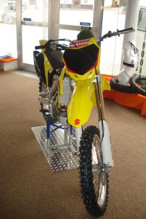 Suzuki RMZ 250 - Modell 2022 - NEU
