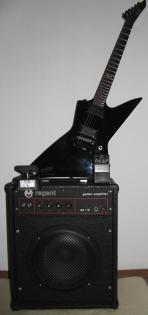 ESP LTD BOSS MT2 Dunlop cry baby und Amp