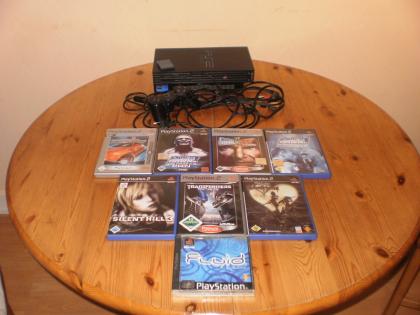 Playstation 2 Konsole mit 9 Spielen und 8MB Memory-Card