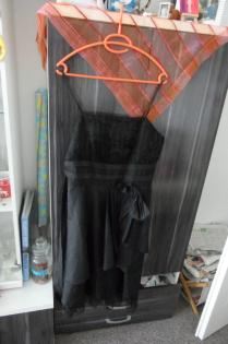 Verkaufe ein schwarzes Cocktailkleid Gr. 44/46