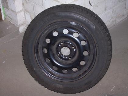 Biete 4 Winterreifen / Kompletträder u. a. für Ford Escort/Fiesta/Orion VW Golf