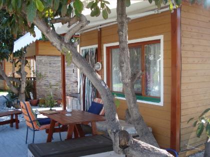 Holzhaus im Campinggelaende