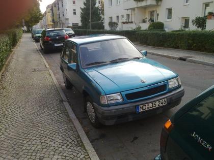 Verkaufe Opel Corsa Acc 1 2i Swift mit TÜV und ASU fahrbereit