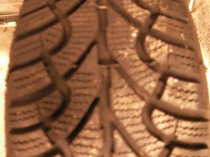 Verkaufe Winterreifen Fulda Montera 2 Kristall 205/65 R15 94 T 5 Lochfelge 8