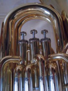 B S Tuba Mod. 205-L Lackiert inkl. Koffer und Zubehör