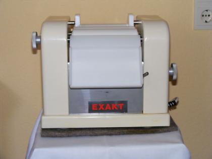 Salbenmaschine EXAKT 50