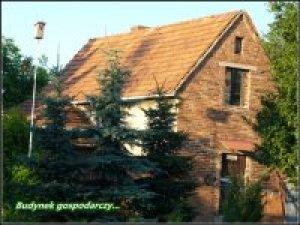 Baugrundstück in Polen. Schlesien mit Nebengebäude