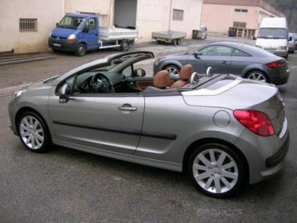 Peugeot 207 CC 1. 6 HDI 110 FAP GRIFFE