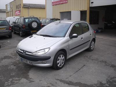 Peugeot 206 1. 4 XT Pack clim Gelegenheit 5p