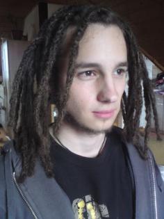 Dreadart. de - Herstellung Pflege und Reparatur von Dreadlocks - Rastas Dreads