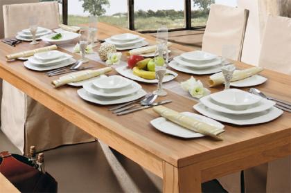 26 Tlg. Design Tafelservice Bianco aus feinstem Porzellan