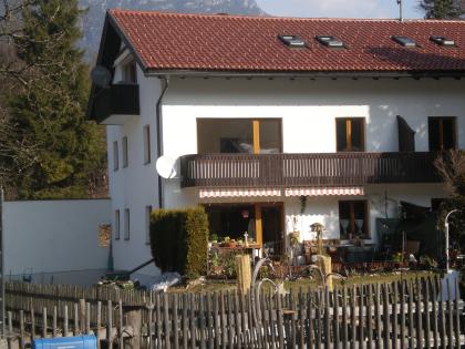 Grainau Zugspitzdorf sehr schöne 2 1/2 Zimmerwohnung mit unverbaubarem Gebirgs