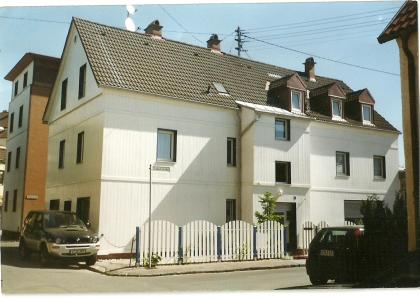 Zu verkaufen Mietshaus mit 7 Parteien Gewerberaum in Augsburg naehe Bahnhof