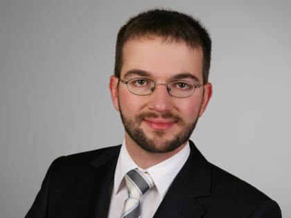 Junger Mann sucht mollige / korpulente junge Frau zum Heiraten