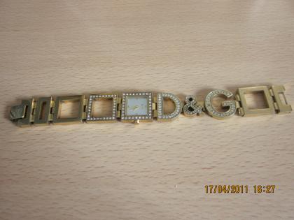 Damen Uhr von D G