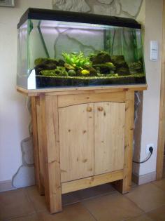 Aquarium ca. 125L mit Unterschrank Fichte massiv mit viel Zubehör zu verkauf