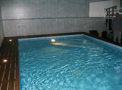 Luxus Zweifamilien Villa mit eigen Hallenbad Lourinha Portugal