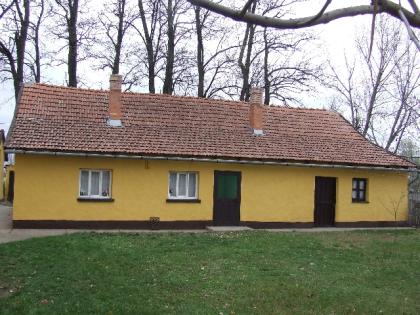 In Ungarn ein tipisches Bauernhaus mit 3ha Land