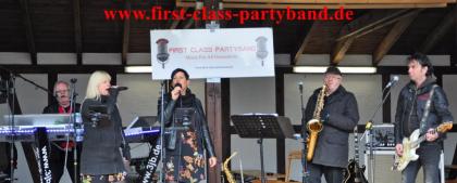 FIRST CLASS BAND BREMEN - Moderne Partymusik
