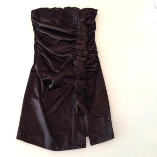Schickes Kleid in stretch- sehr sexy