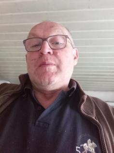 Er 62 sucht schlanke Frau in Umkreis von Frankfurt Main