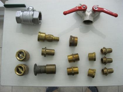 Diverse Fittings zur Wasser- Abwasserversorgung