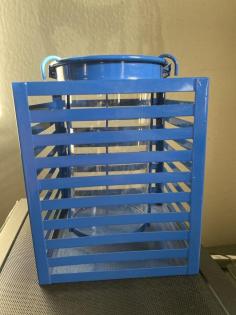 Laterne aus Metall mit Glaseinsatz Neu Farbe Blau Ideal für Balkon / Garte