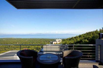 Modern detached house near the City of Rafina