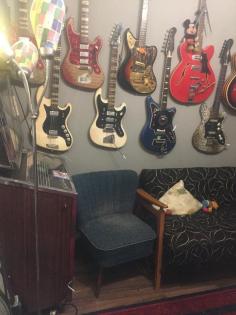 1960er E Guitar Sammlung Höfner Framus Hagström Klira Hopf Welson VoxAD30VT-Amp Röhrenecho Amp. suc