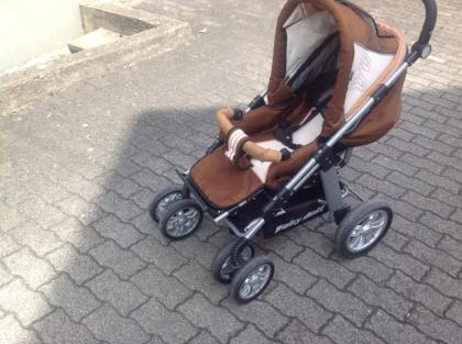 Verkäufe gut erhaltenen Kinderwagen in Braun/Beige