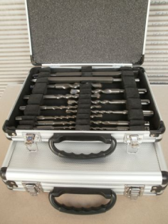 Makita D-20111 Zubehörset 13 tlg. SDS-Plus D-20111 im Alukoffer