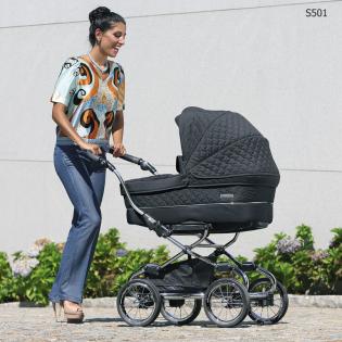 NEUer Kinderwagen aus der Classic Collection von Bebecar mit gesteppten Elemente