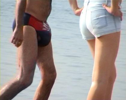 . Er gebildeter älterer Lover wünscht Dauerfreundschaft mit Cuckold-Paar .