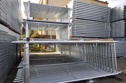 Neues Fassadengerüst/ Baugerüst 300m2 Typ Plettac direkt vom Hersteller Alumini