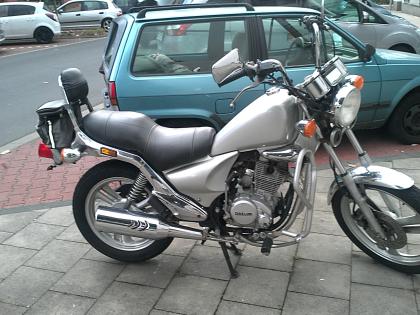 Super 125ccm Chopper mit viel Chromteilen und Echtledersitzbank zu verkaufen