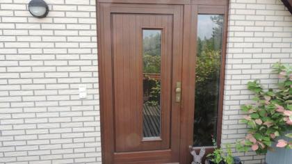 Wer streicht unsere Fenster und Türen