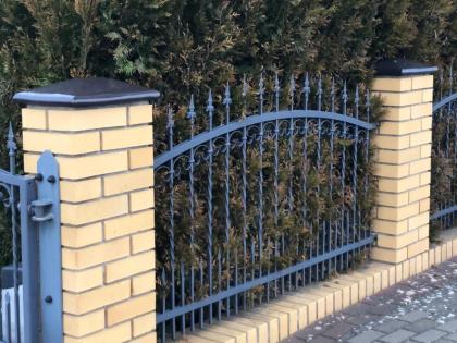ZÄUNE TORE GELÄNDER CARPORTS AUS POLEN