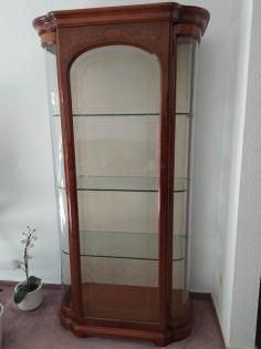 Vitrinenschrank aus edlem Holz Vintage Top Zustand