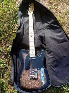 Harley Benton Black Paisley Tele neuwertig