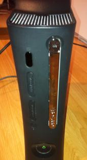 Xbox 360 Elite - 120 GB Festplatte Controller 2 Spiele