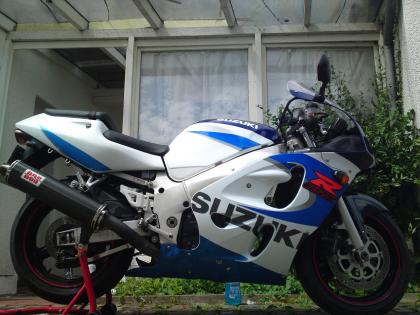 Suzuki GSX R600 1999 98 PS 600m Benzin Sport Motorrad