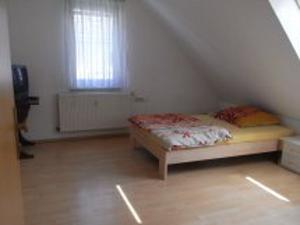 Ideal für Studenten Monteure Wochenend-Heimfahrer 1-Zimmer/ Pensionszimmer
