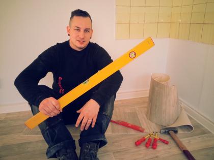 Rund ums Haus Renovierungsarbeiten Malerarbeiten Bodenbelag Verlegen Tapezieren