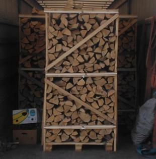 Kaminholz Brennholz Feuerholz Holzkohle Ihr Partner vor Ort in 028.