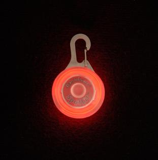 NITE IZE - SpotLit rot LED-Leuchtanhänger Leuchthalsband Blinkie Leuchtclip