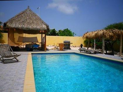 DER KÄLTE ENTFLIEHEN Auf Curacao in der Karibik ist es immer sommerlich warm.