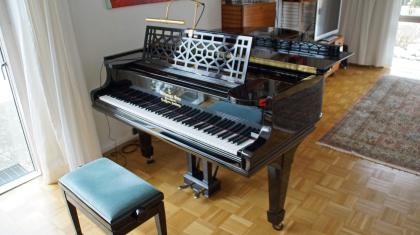 Original Steinway Sons Klaviersalonflügel 180 mit Klangbodenfeuchtereguli